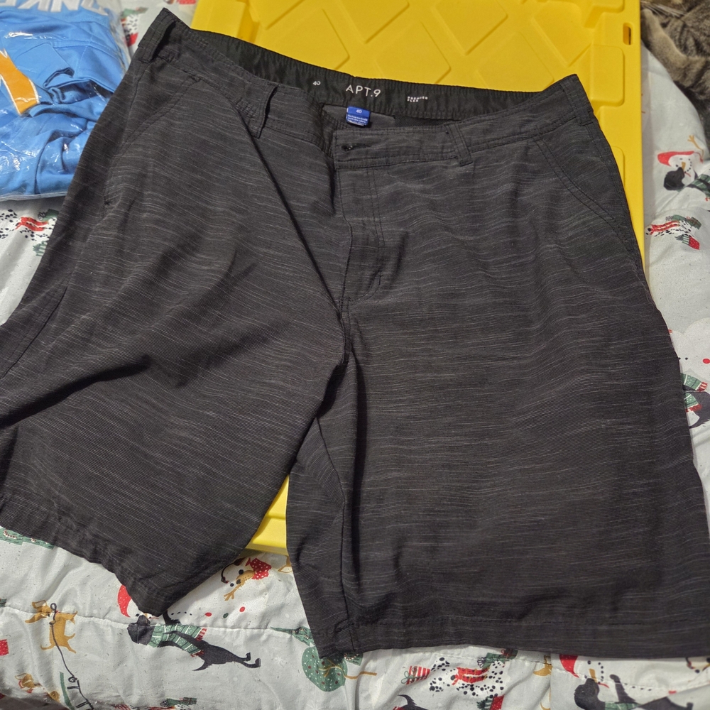 Apt. 9 Men's Charcoal Heather Flat Front Shorts